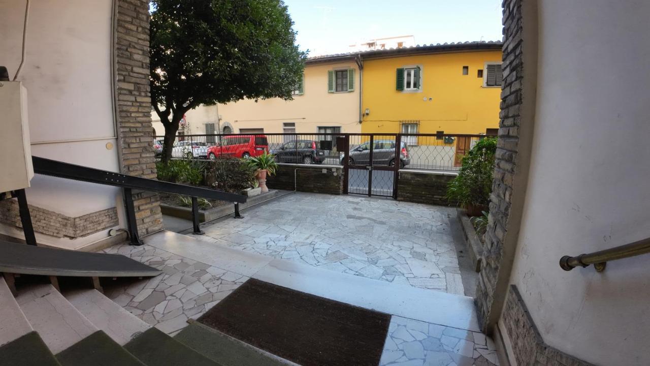 Urban Center II Easy Parking Near Tram Apartment Florence Ngoại thất bức ảnh